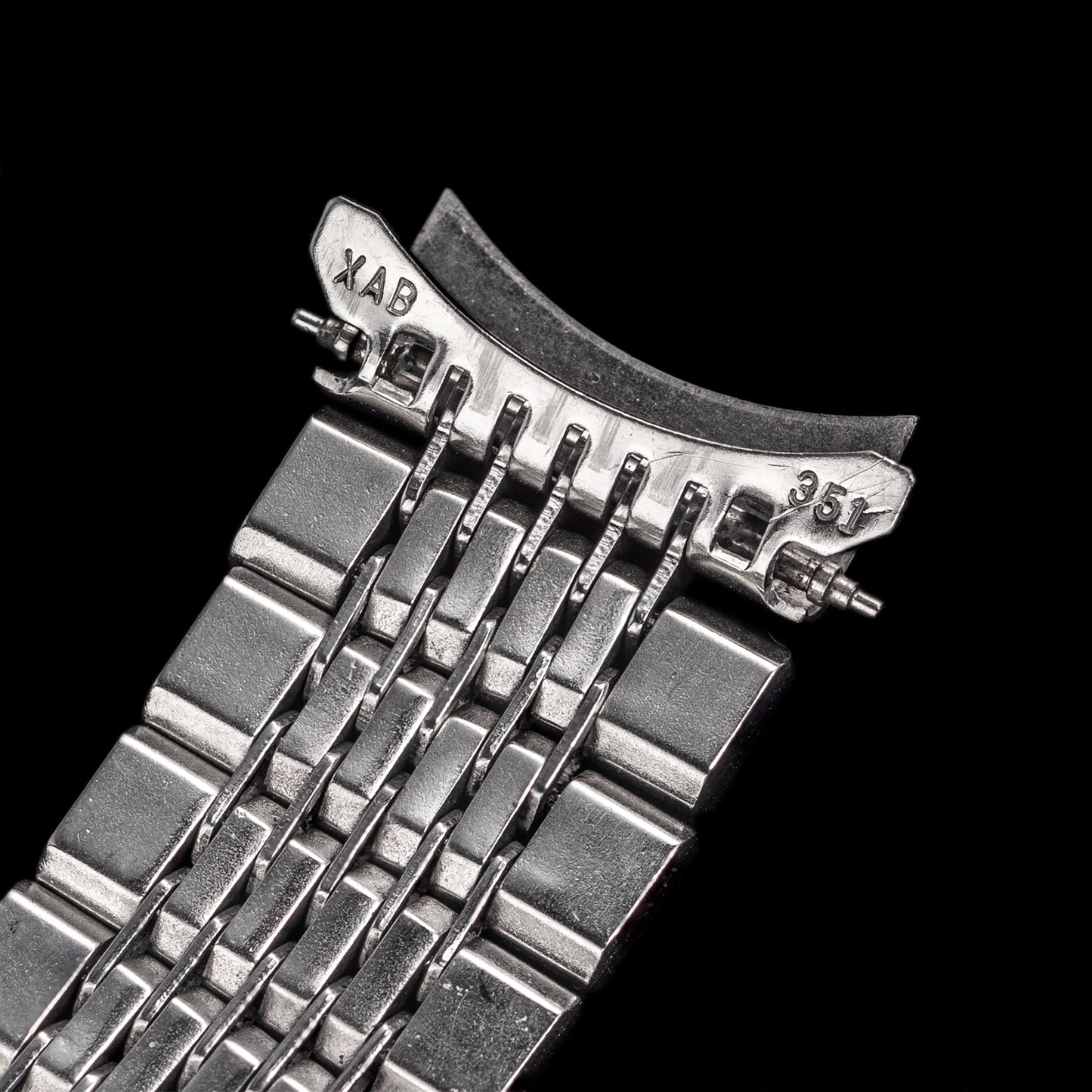 No. b6775 / King Seiko 18mm Bracelet - 1960s