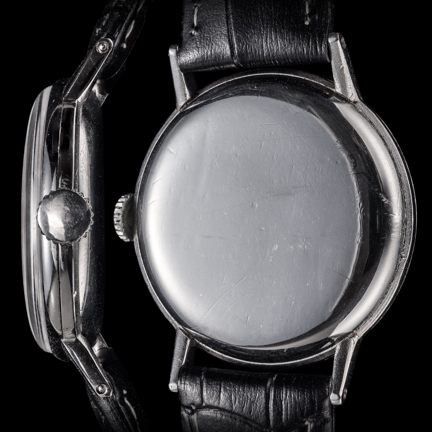 No. 689 / Omega 30 Caliber - 1946