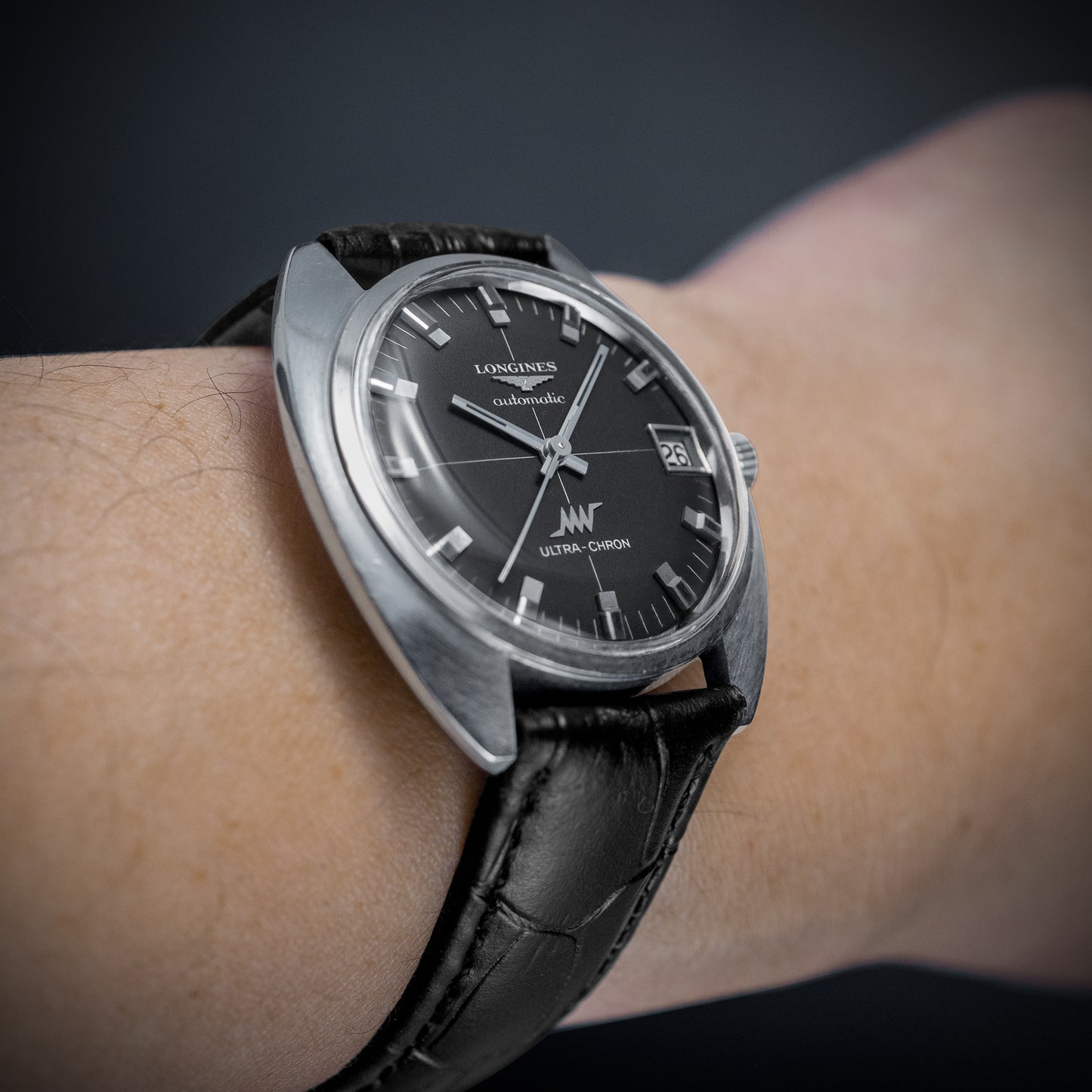 No. 695 / Longines Ultra-Chron - 1969