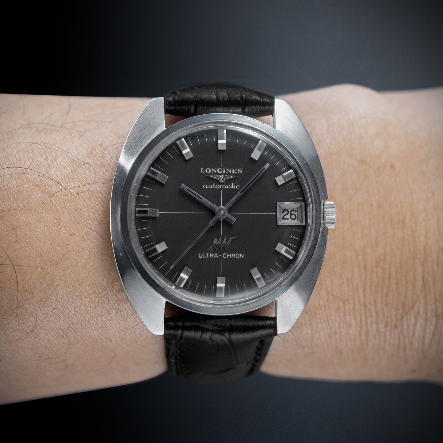 No. 695 / Longines Ultra-Chron - 1969