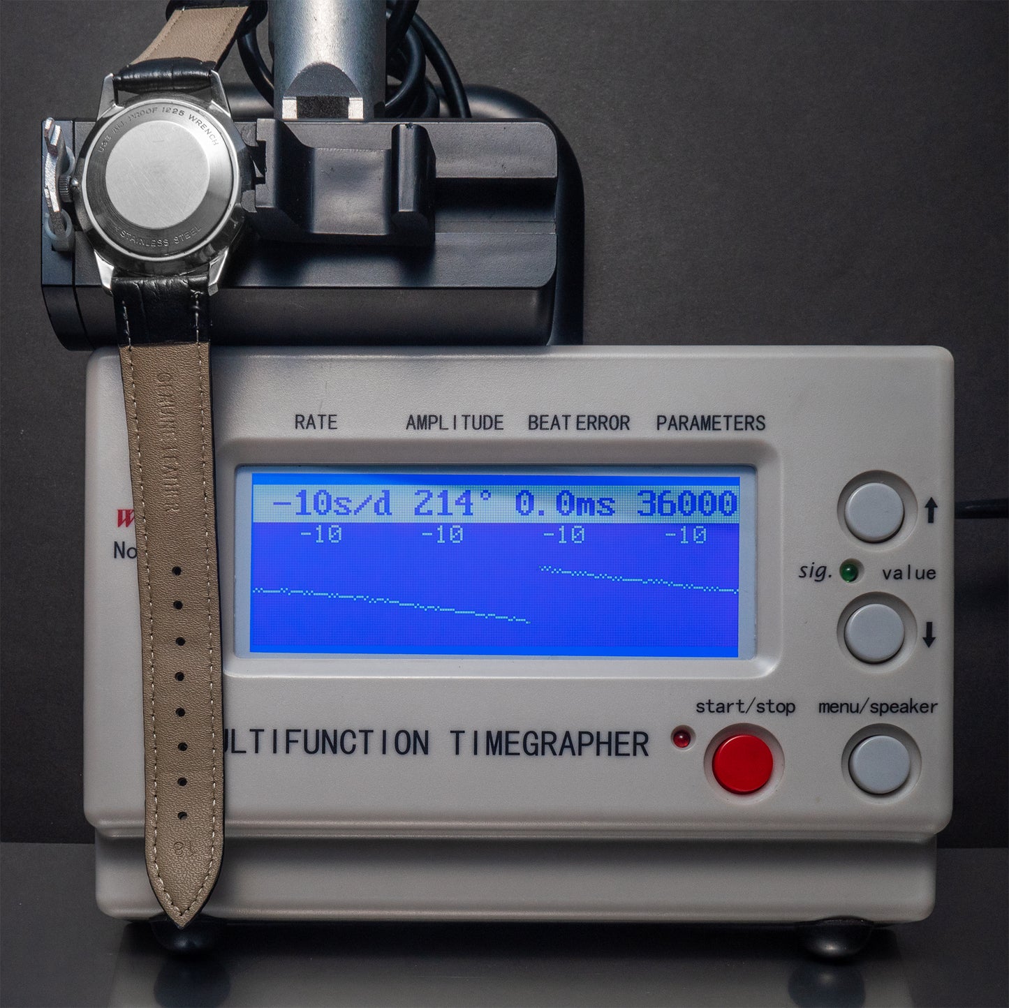 No. 699 / Longines Ultra-Chron - 1971