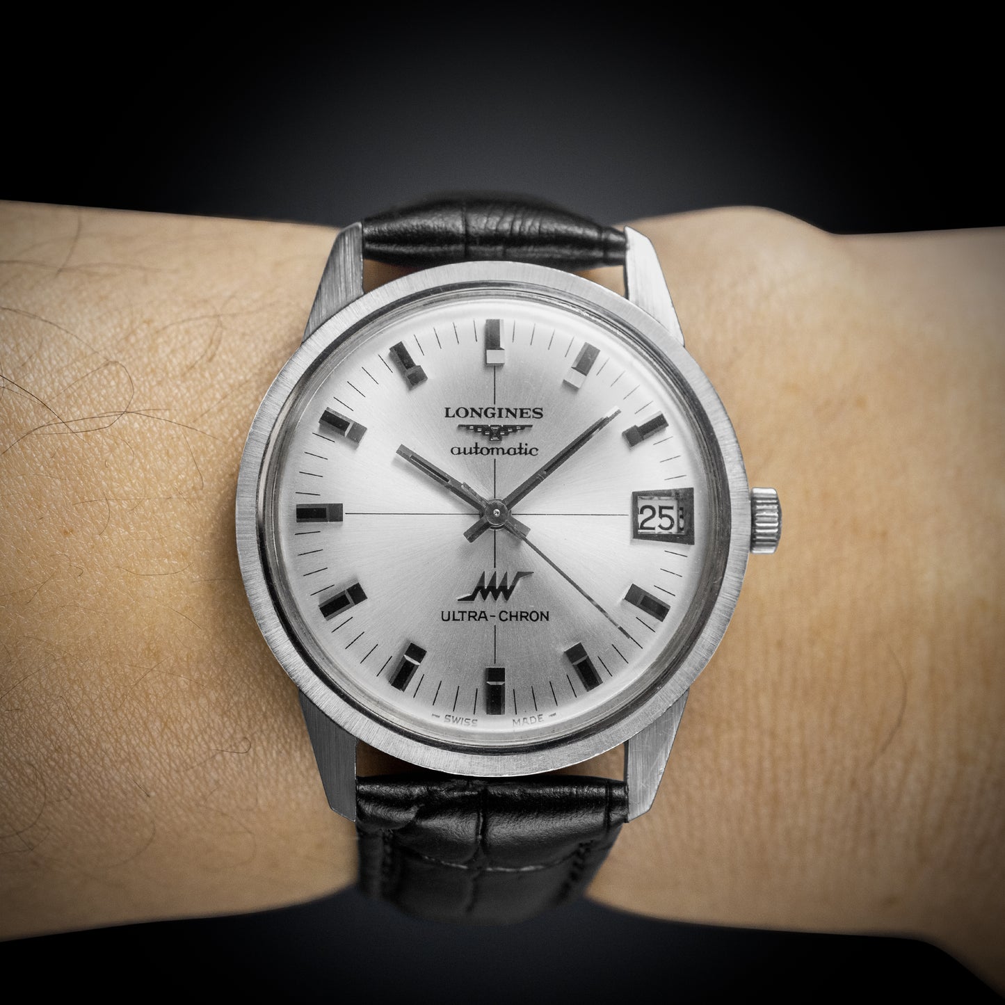 No. 699 / Longines Ultra-Chron - 1971