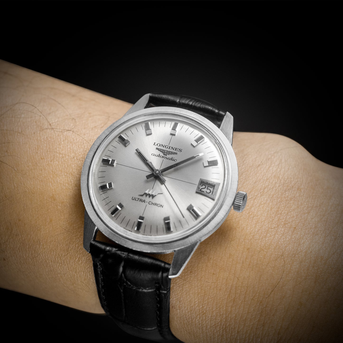 No. 699 / Longines Ultra-Chron - 1971