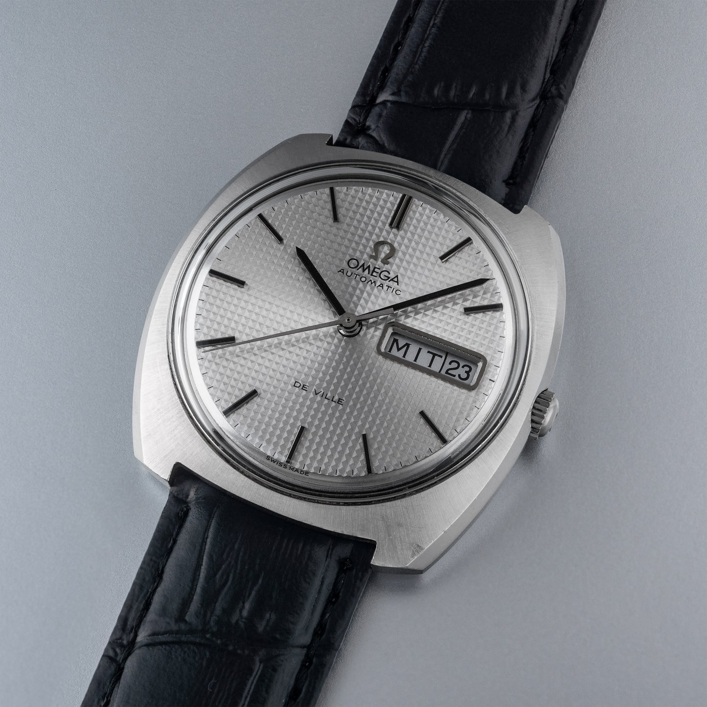 No. 729 / Omega Geneve De Ville - 1970s