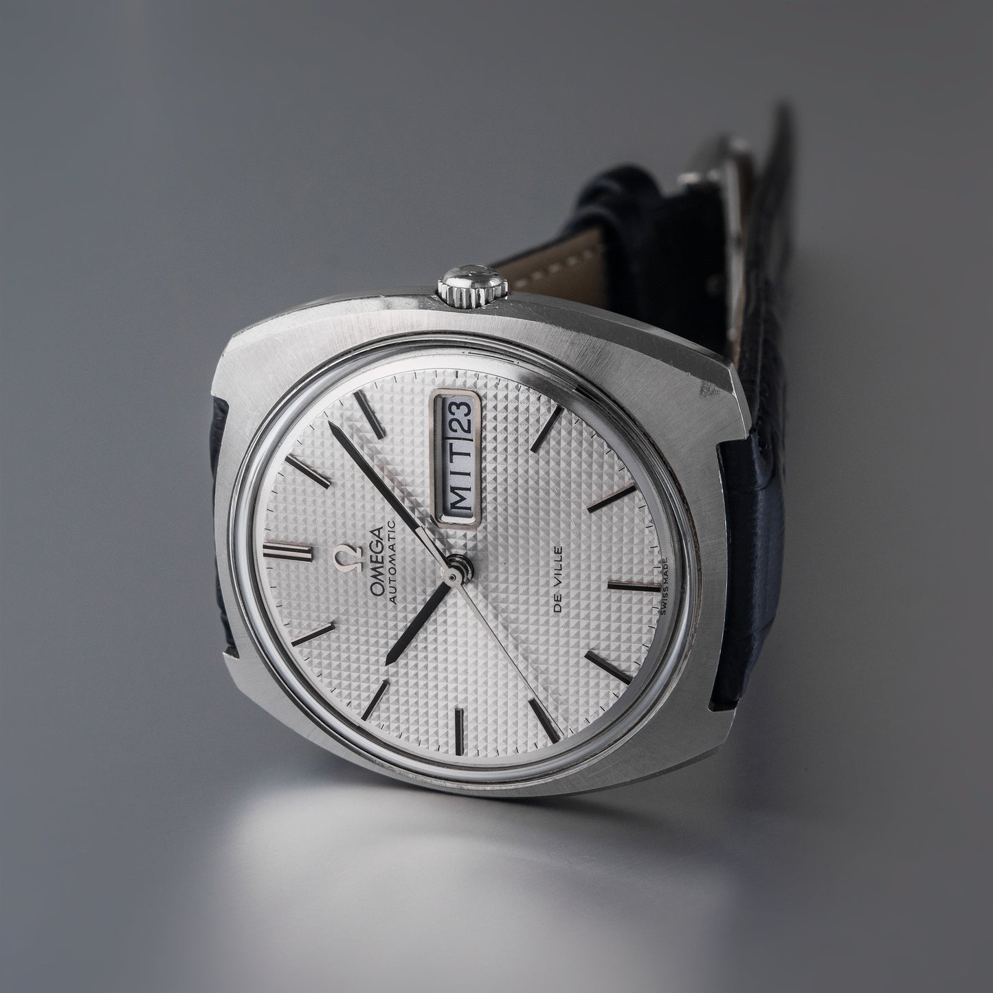 No. 729 / Omega Geneve De Ville - 1970s