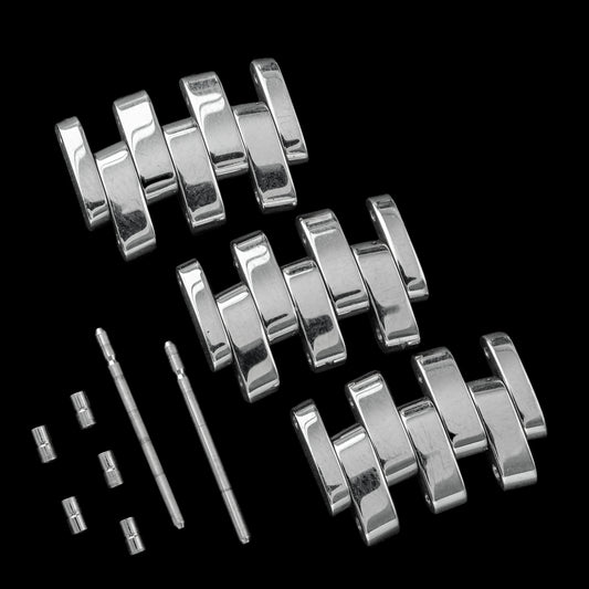 No. b8236 / Omega 19mm Bracelet Links -- 1990s