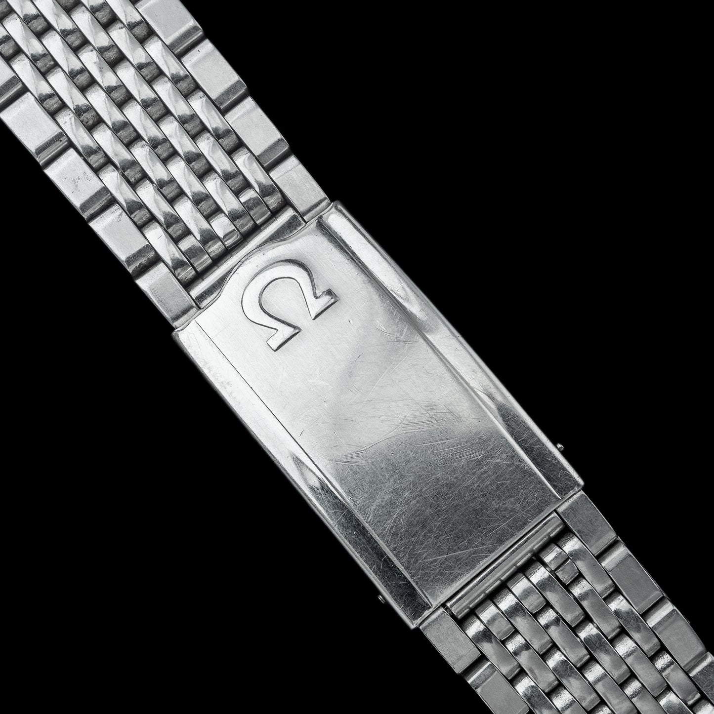 No. b8845 / Omega 19mm Bracelet - 1960s