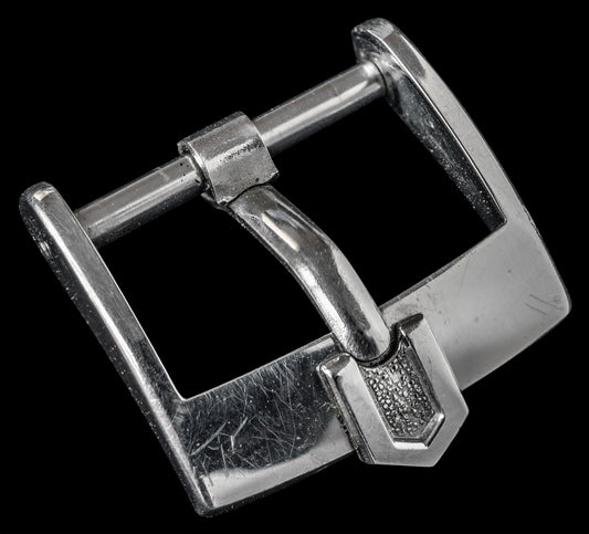 No. b5105 / Universal Geneve 14mm Buckle - 1960s