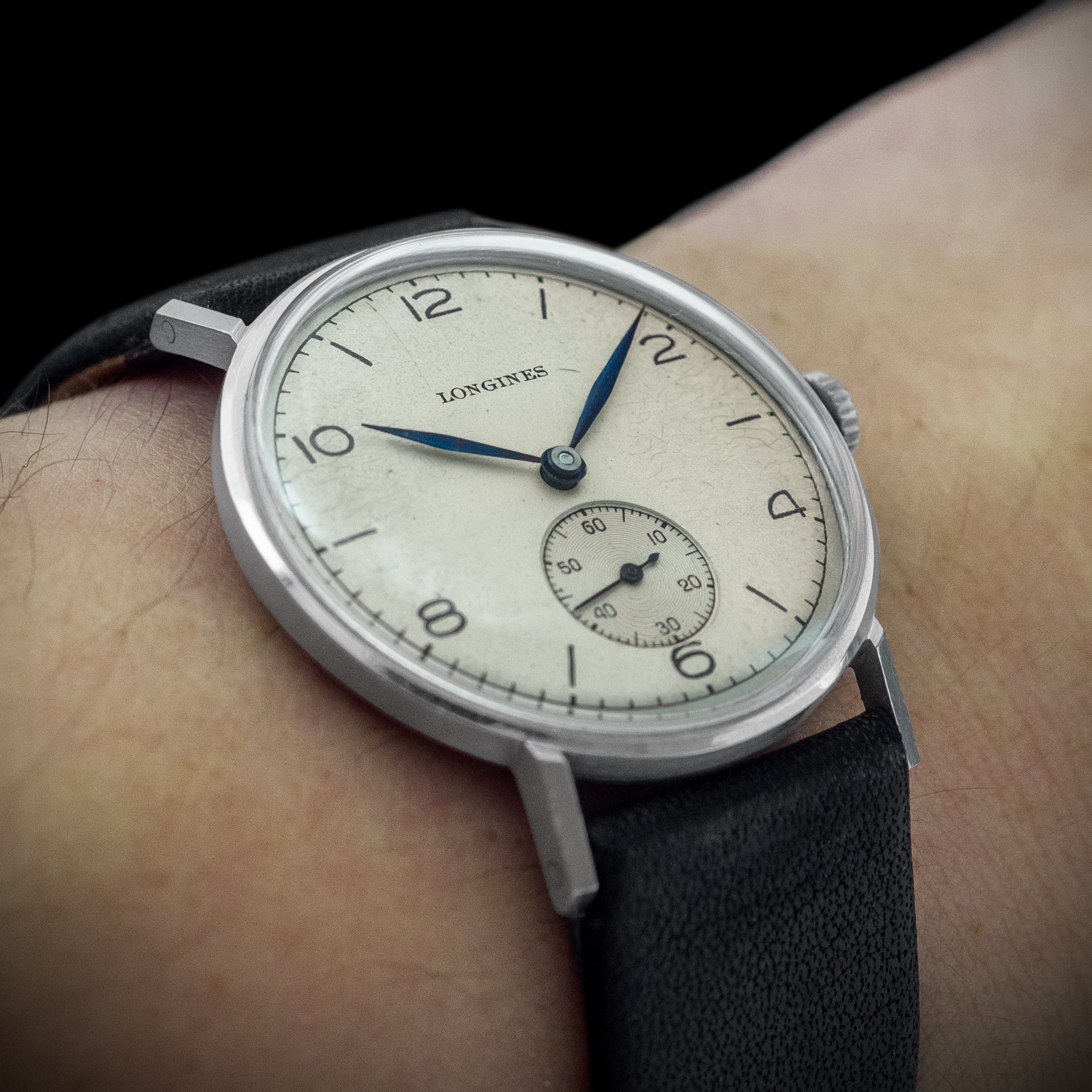 No. 664 Longines Sm. Second 1945