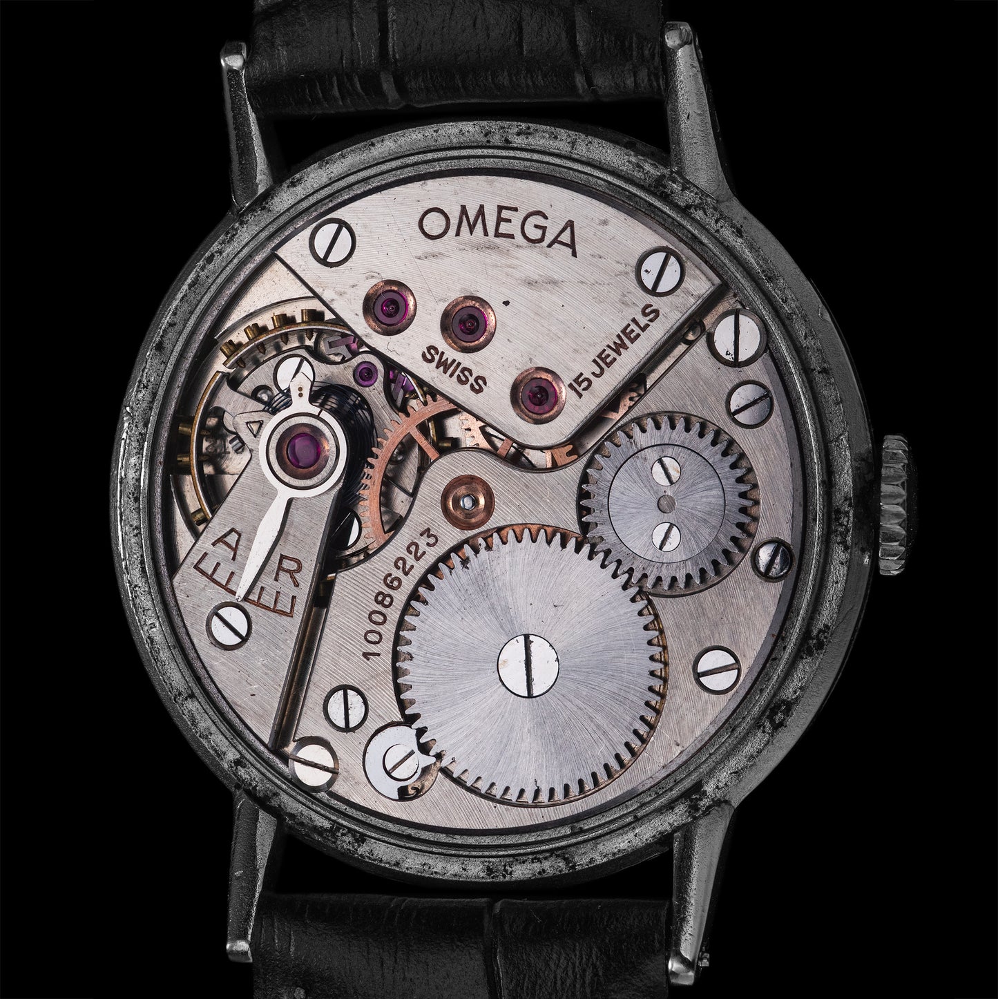 No. 689 / Omega 30 Caliber - 1946