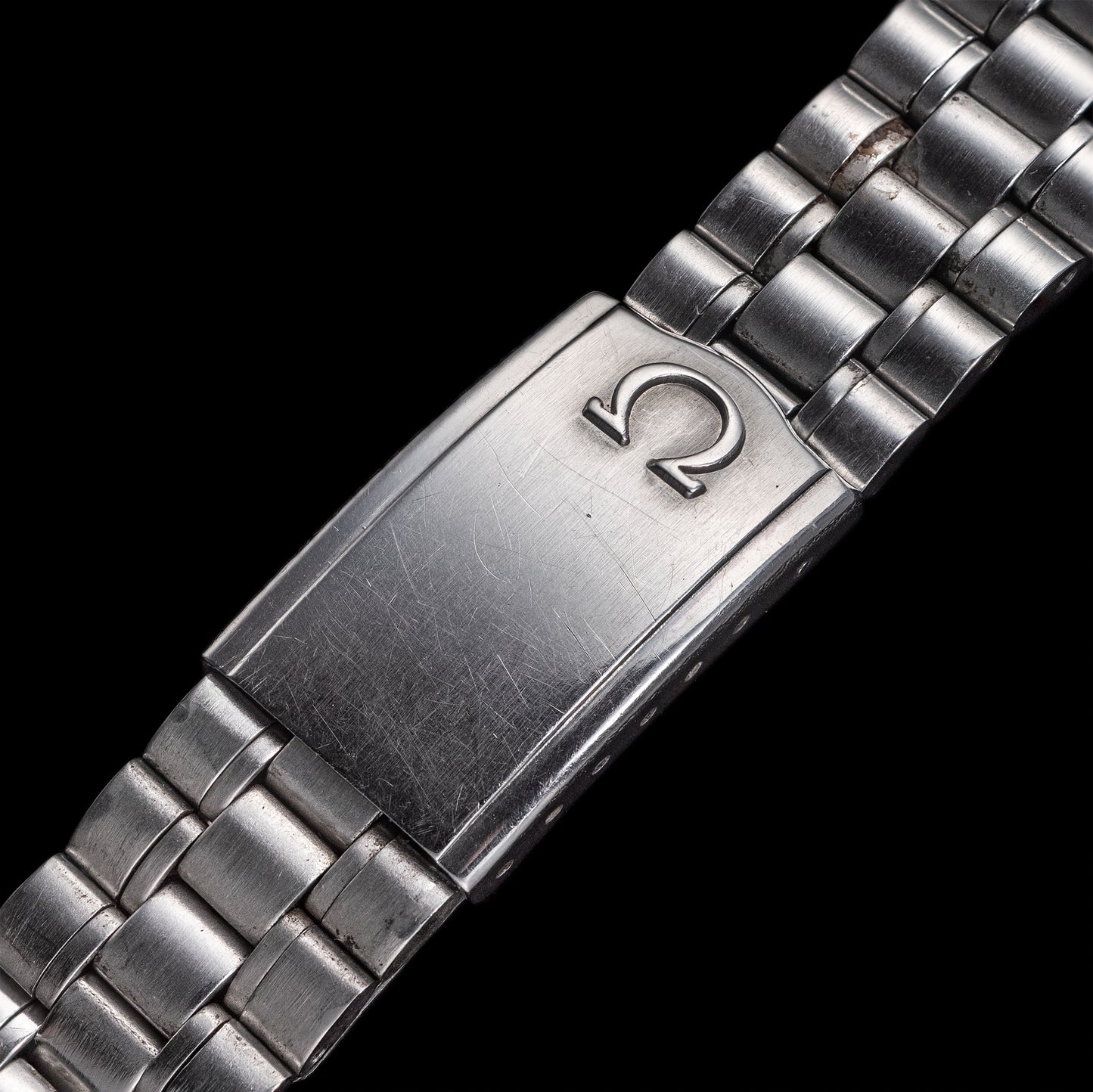 No. b6905 / Omega 19mm Bracelet - 1960s